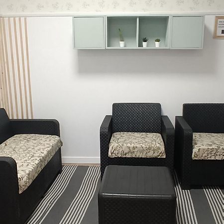 Hostel Bretema Lugo Extérieur photo
